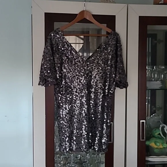 Forever 21 Sequin Mini Dress ❤️ - Picture 2 of 6